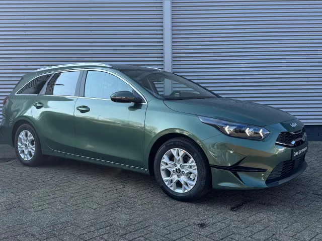 
Kia Ceed Sportswagon Sw 1.0 T-GDi 100pk DynamicPlusLine | Stoel/Stuurwielverwarming | Navigatie | Climate Control | Elektrische Achterklep | vol									