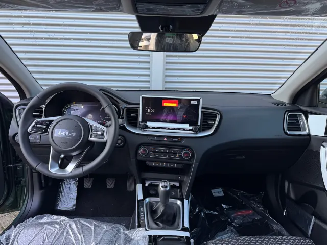 
Kia Ceed Sportswagon Sw 1.0 T-GDi 100pk DynamicPlusLine | Stoel/Stuurwielverwarming | Navigatie | Climate Control | Elektrische Achterklep | vol									