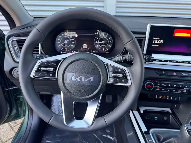 
Kia Ceed Sportswagon Sw 1.0 T-GDi 100pk DynamicPlusLine | Stoel/Stuurwielverwarming | Navigatie | Climate Control | Elektrische Achterklep | vol									