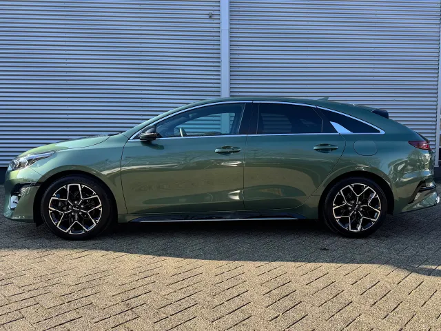 
								Kia ProCeed 1.0 T-GDi 120pk GT-Line | Stoel/Stuurwielverwarming | Navigatie | Parkeersensoren | Camera | vol									