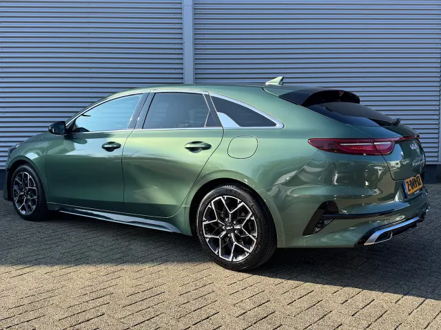 
								Kia ProCeed 1.0 T-GDi 120pk GT-Line | Stoel/Stuurwielverwarming | Navigatie | Parkeersensoren | Camera | vol									
