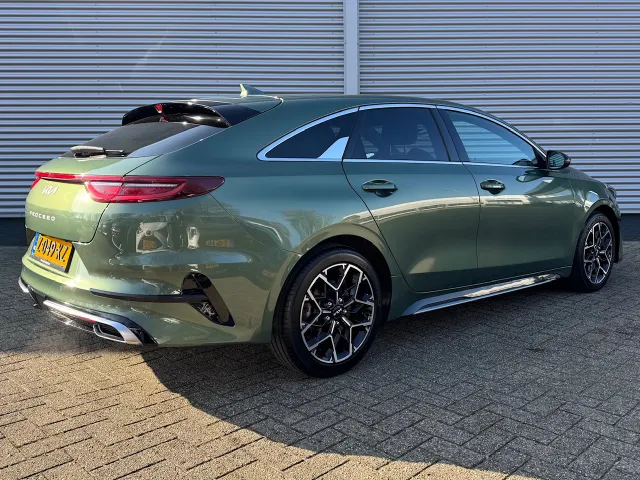 
								Kia ProCeed 1.0 T-GDi 120pk GT-Line | Stoel/Stuurwielverwarming | Navigatie | Parkeersensoren | Camera | vol									