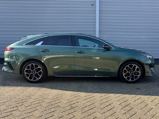 
								Kia ProCeed 1.0 T-GDi 120pk GT-Line | Stoel/Stuurwielverwarming | Navigatie | Parkeersensoren | Camera | vol									