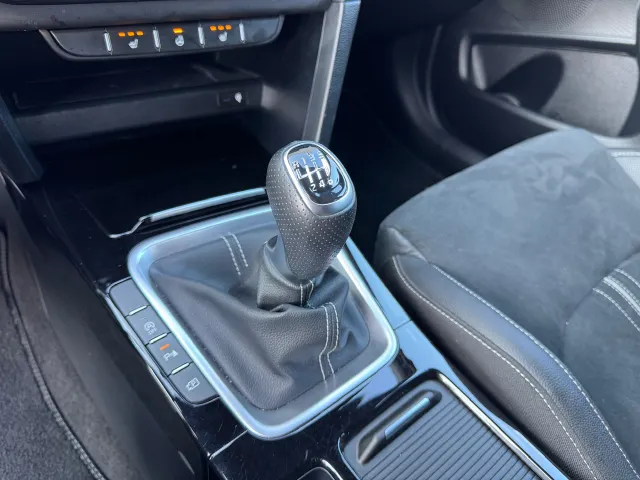 
								Kia ProCeed 1.0 T-GDi 120pk GT-Line | Stoel/Stuurwielverwarming | Navigatie | Parkeersensoren | Camera | vol									
