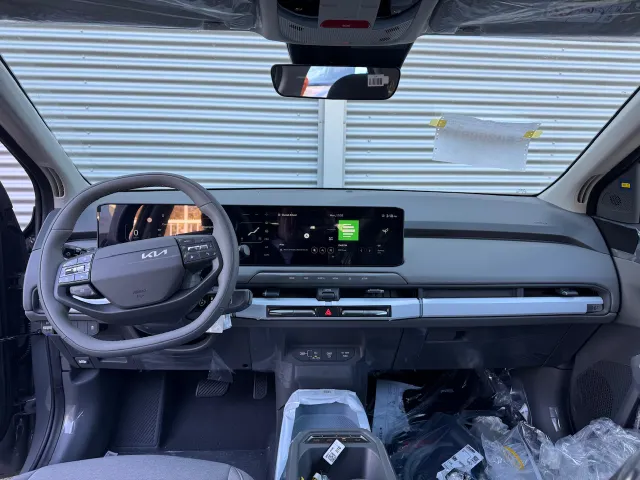
Kia EV3 58,3 kWh 204pk Air | Navigatie | Climate Control | Parkeersensoren | Camera | vol									