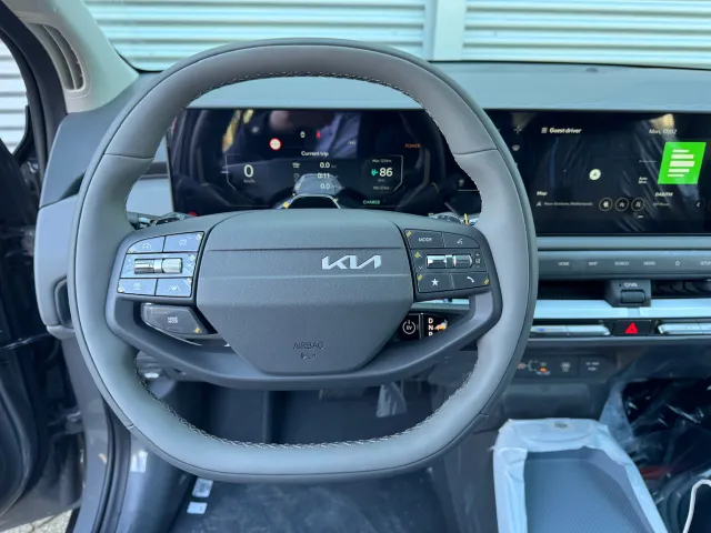 
Kia EV3 58,3 kWh 204pk Air | Navigatie | Climate Control | Parkeersensoren | Camera | vol									