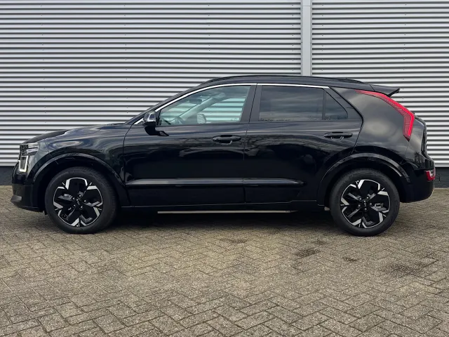 
Kia e-Niro 64,8 kWh 204pk Air | Stoel/Stuurwielverwarming | LED | Elektrische Stoel | Dodehoekdetectie | vol									