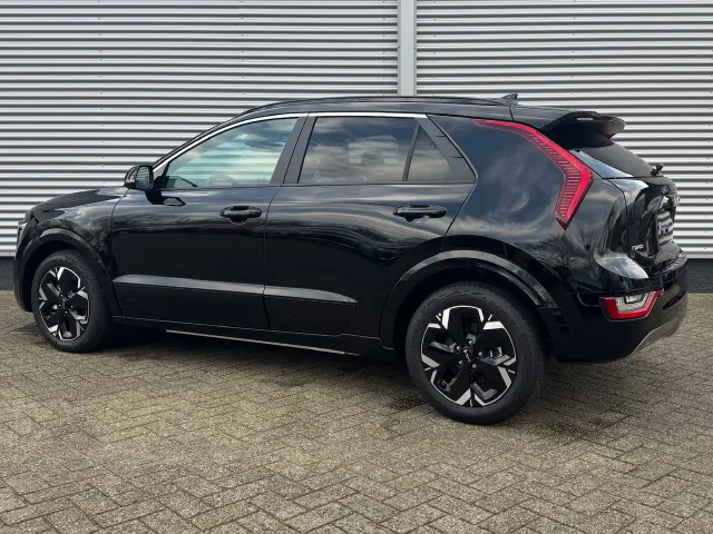 
Kia e-Niro 64,8 kWh 204pk Air | Stoel/Stuurwielverwarming | LED | Elektrische Stoel | Dodehoekdetectie | vol									