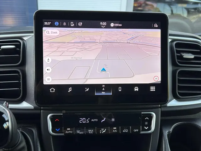 
Peugeot Boxer 140PK L2H2 3,5T Automaat | Parkeer camera achter | Navigatie | Airco | Cruise controle | vol									