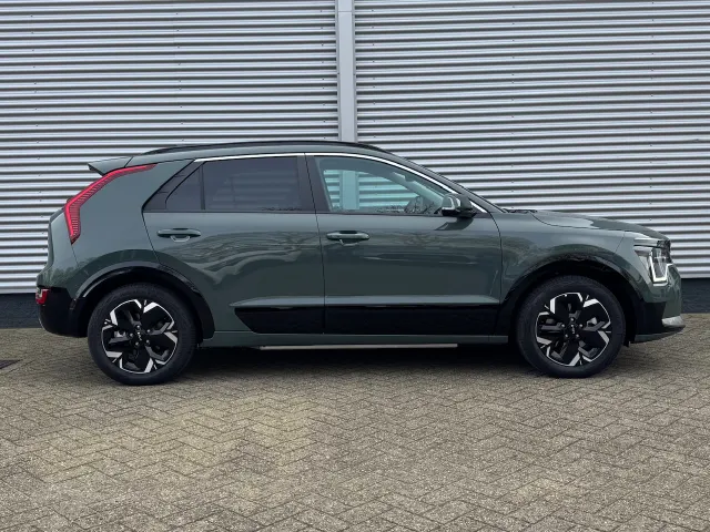 
Kia e-Niro 64,8 kWh 204pk Aut Plus Advanced | Stoelkoeling | Stoel/Stuurwielverwarming | Memory | Schuif/Kanteldak | Harman/Kardon | vol									