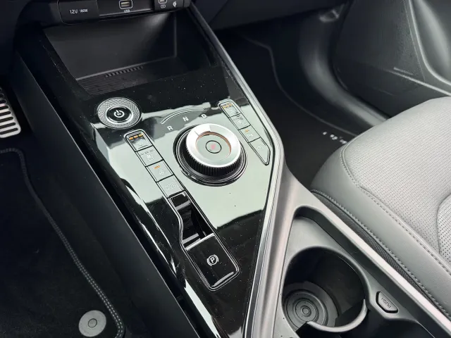 
Kia e-Niro 64,8 kWh 204pk Aut Plus Advanced | Stoelkoeling | Stoel/Stuurwielverwarming | Memory | Schuif/Kanteldak | Harman/Kardon | vol									