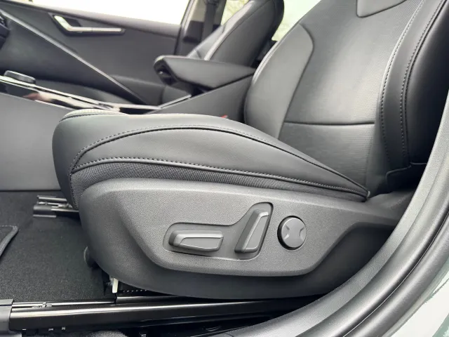 
Kia e-Niro 64,8 kWh 204pk Aut Plus Advanced | Stoelkoeling | Stoel/Stuurwielverwarming | Memory | Schuif/Kanteldak | Harman/Kardon | vol									