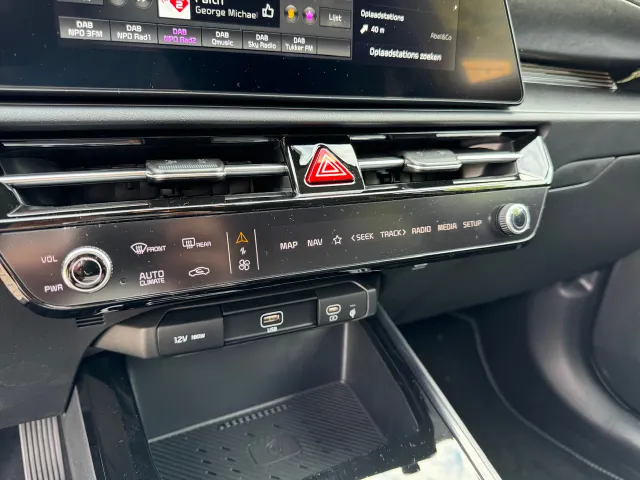 
Kia e-Niro 64,8 kWh 204pk Aut Edition Advanced | Elektrische stoel | Stoel/Stuurwielverwarming | Navigatie | vol									