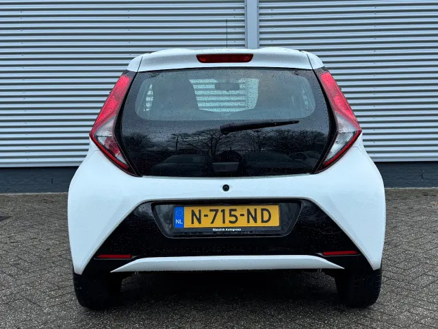 
Toyota Aygo 1.0 VVT-i 72pk 5D x-play | Airco | Apple Carplay/Android Auto | Camera | vol									