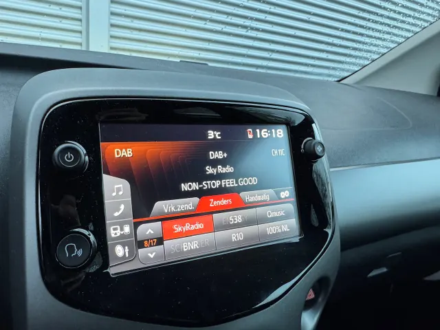 
Toyota Aygo 1.0 VVT-i 72pk 5D x-play | Airco | Apple Carplay/Android Auto | Camera | vol									