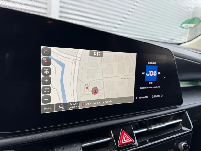 
Kia Niro 1.6 GDi Hybrid 141pk DCT6 DynamicLine | Navigatie | Climate Control | Parkeersensoren voor | vol									