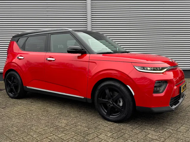 
Kia e-Soul 64kWh 204pk Aut ExecutiveLine | Trekhaak | Stoelkoeling | Stoel/Stuurwielverwarming | Head Up Display | Harman/Kardon | vol									