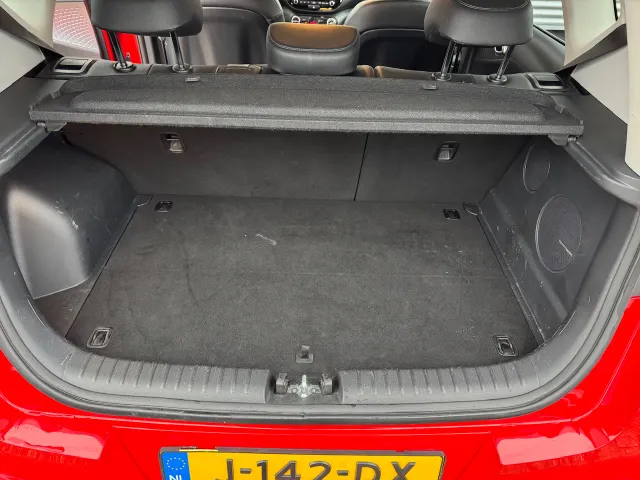 
Kia e-Soul 64kWh 204pk Aut ExecutiveLine | Trekhaak | Stoelkoeling | Stoel/Stuurwielverwarming | Head Up Display | Harman/Kardon | vol									