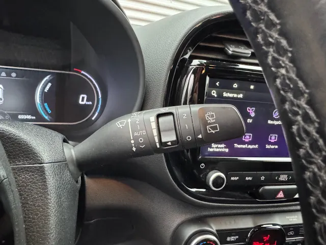 
Kia e-Soul 64kWh 204pk Aut ExecutiveLine | Trekhaak | Stoelkoeling | Stoel/Stuurwielverwarming | Head Up Display | Harman/Kardon | vol									