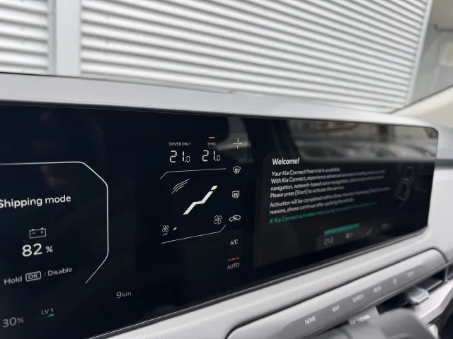 
Kia EV3 81,4 kWh 204pk Air | Parkeersensoren | Navigatie | Camera | vol									