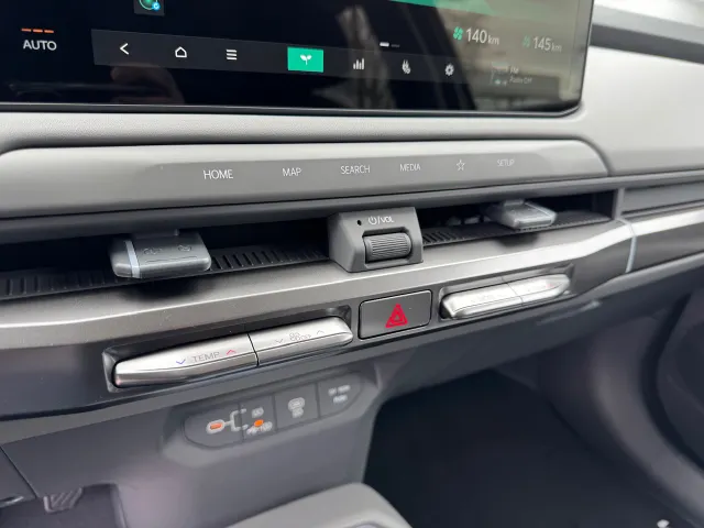 
Kia EV3 81,4 kWh 204pk Air | Parkeersensoren | Navigatie | Camera | vol									