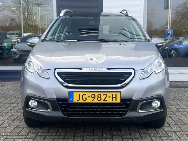 
Peugeot 2008 1.2 PureTech 110pk Active | Navigatie | Airco | Parkeersensoren | vol									