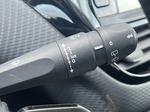 
Peugeot 2008 1.2 PureTech 110pk Active | Navigatie | Airco | Parkeersensoren | vol									