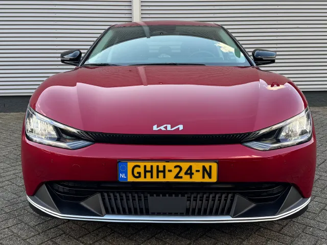 
Kia EV6 58kWh 169pk RWD Air | Navigatie | Stoel/Stuurwielverwarming | Dodehoekassistentie | vol									