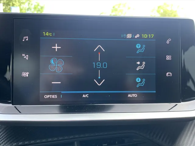 
Peugeot e-208 EV 50kWh 136pk Active Pack 3-FASE | Navigatie | Blue tooth | Cruise control | Climate control | Parkeersensoren achter | Apple Carplay&Android Auto vol									