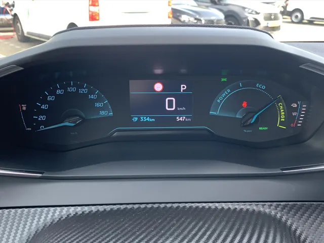 
Peugeot e-208 EV 50kWh 136pk Active Pack 3-FASE | Navigatie | Blue tooth | Cruise control | Climate control | Parkeersensoren achter | Apple Carplay&Android Auto vol									