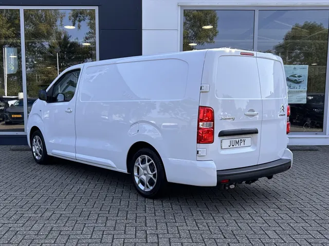 
								Citroën Jumpy GB Lang 2.0 BlueHDi 145PK 3-zits | Navigatie | Airconditioning | Afneembare trekhaak | Parkeersensoren achter | vol									