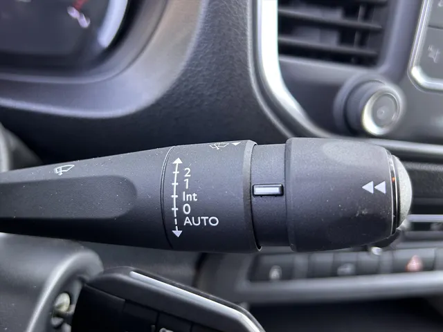 
								Citroën Jumpy GB Lang 2.0 BlueHDi 145PK 3-zits | Navigatie | Airconditioning | Afneembare trekhaak | Parkeersensoren achter | vol									