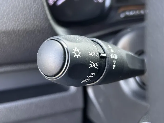 
								Citroën Jumpy GB Lang 2.0 BlueHDi 145PK 3-zits | Navigatie | Airconditioning | Afneembare trekhaak | Parkeersensoren achter | vol									