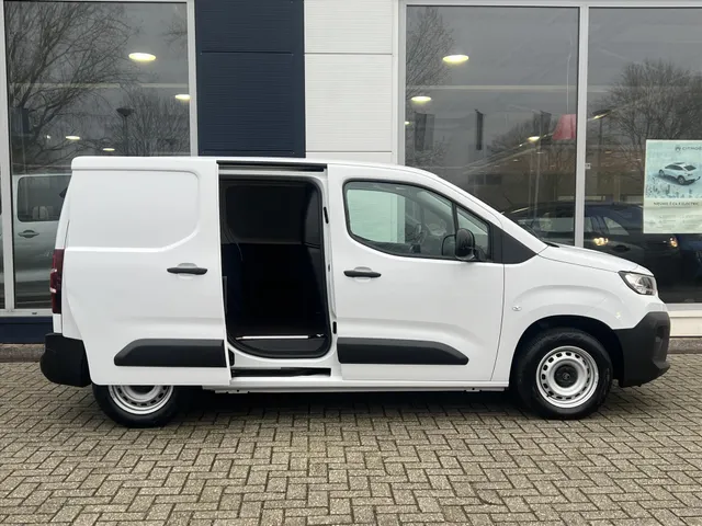 
								Citroën Berlingo Van GB 1.5 BlueHDi 100pk L1 | BPM Vrij | Houtenvloer laadruimte met antislip afwerking (9mm) + houten zijwanden | Pakket Winter | Trekhaak voorbereiding vol									