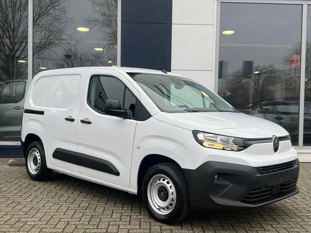 
Citroën Berlingo Van GB 1.5 BlueHDi 100pk L1 | BPM Vrij | Houten afwerking laadruimte | Stoelverwarming + stuurwiel verwarming | Parkeer camera | Apple & Android connect vol									