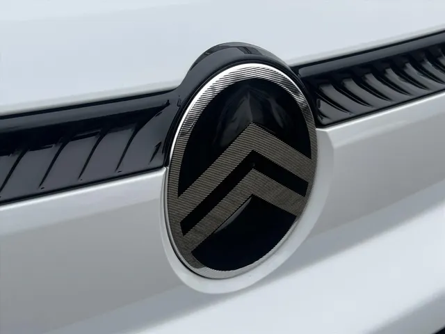 
Citroën Berlingo Van GB 1.5 BlueHDi 100pk L1 | BPM Vrij | Houten afwerking laadruimte | Stoelverwarming + stuurwiel verwarming | Parkeer camera | Apple & Android connect vol									