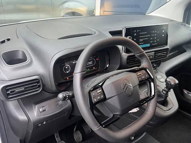 
Citroën Berlingo Van GB 1.5 BlueHDi 100pk L1 | BPM Vrij | Houten afwerking laadruimte | Stoelverwarming + stuurwiel verwarming | Parkeer camera | Apple & Android connect vol									