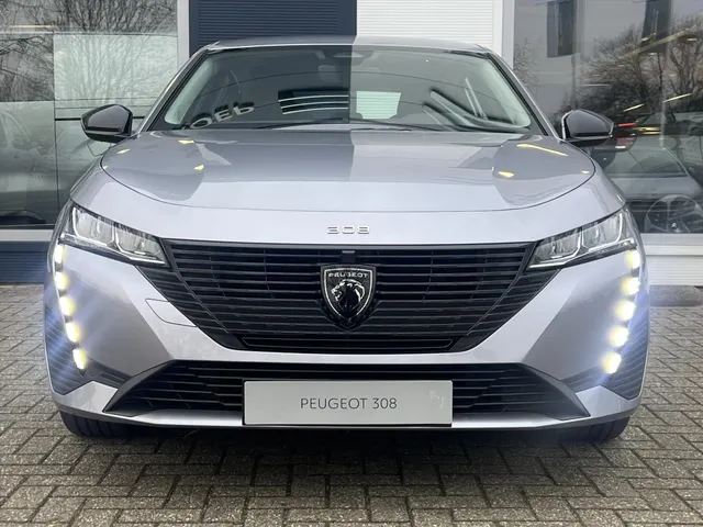 
Peugeot 308 1.2 Puretech 130pk Active Pack Business | Navigatie | Parkeersensoren | Stoelverwarming | Climate Control | vol									