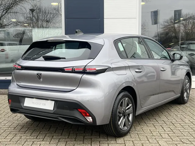 
Peugeot 308 1.2 Puretech 130pk Active Pack Business | Navigatie | Parkeersensoren | Stoelverwarming | Climate Control | vol									