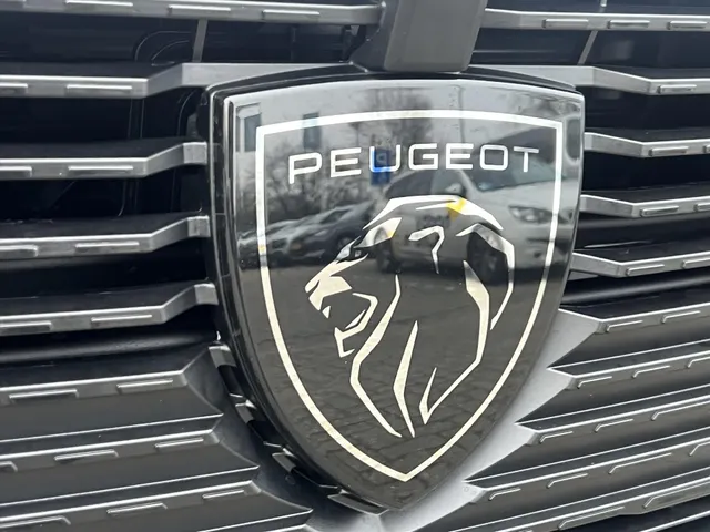 
Peugeot 308 1.2 Puretech 130pk Active Pack Business | Navigatie | Parkeersensoren | Stoelverwarming | Climate Control | vol									