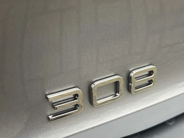 
Peugeot 308 1.2 Puretech 130pk Active Pack Business | Navigatie | Parkeersensoren | Stoelverwarming | Climate Control | vol									