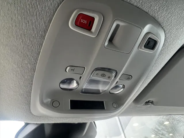 
								Peugeot Expert Dubbel Cabine 2.0 BlueHDi 145pk Automaat 6-zits | BPM VRIJ | Navigatie | Camera | Houten laadruimte afwerking | Trekhaak | 2 schuifdeuren | Full LED vol									