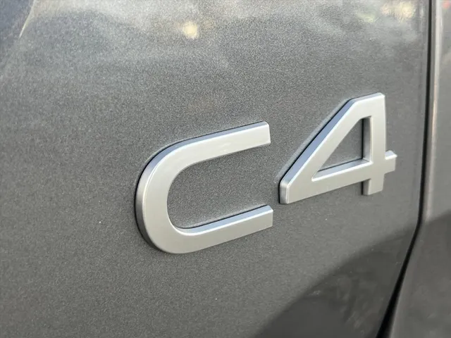 
								Citroën C4 1.2 Hybrid 136pk e-DCS6 Max | Stoelverwarming | Camera | parkeersensoren | Navigatie | vol									