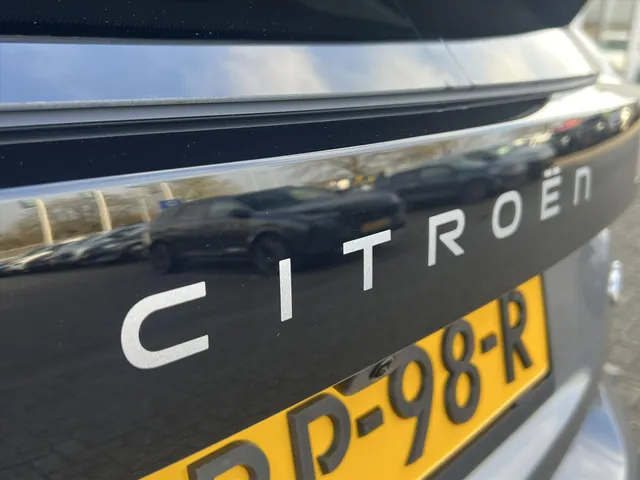 
								Citroën C4 1.2 Hybrid 136pk e-DCS6 Max | Stoelverwarming | Camera | parkeersensoren | Navigatie | vol									