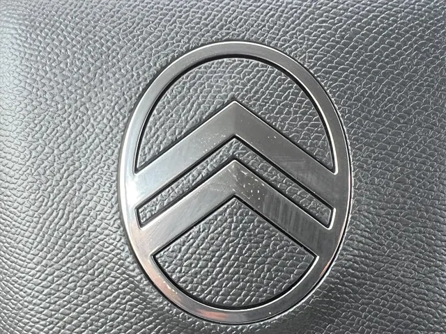 
								Citroën C4 1.2 Hybrid 136pk e-DCS6 Max | Stoelverwarming | Camera | parkeersensoren | Navigatie | vol									