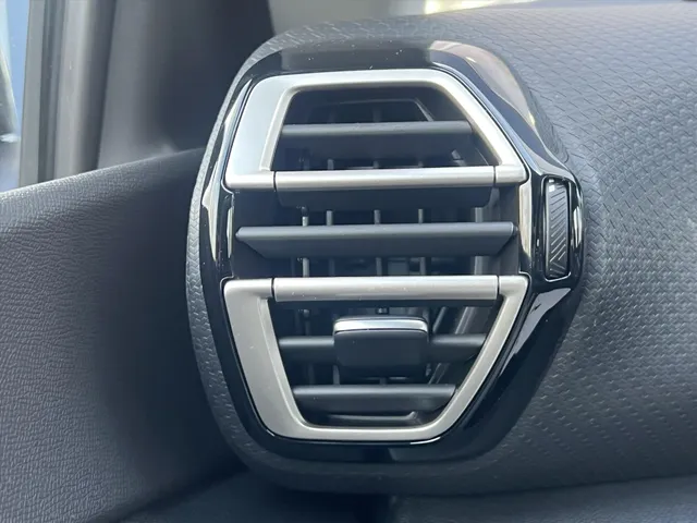 
								Citroën C4 1.2 Hybrid 136pk e-DCS6 Max | Stoelverwarming | Camera | parkeersensoren | Navigatie | vol									