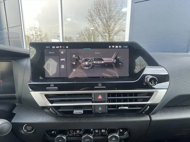 
								Citroën C4 1.2 Hybrid 136pk e-DCS6 Max | Stoelverwarming | Camera | parkeersensoren | Navigatie | vol									