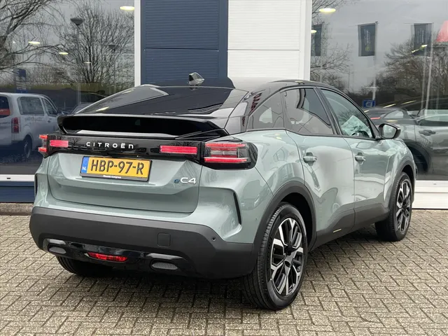 
Citroën ë-C4 EV 54kWh 156pk Max | Navigatie | Camera | Parkeersensoren | Stoelverwarming | vol									