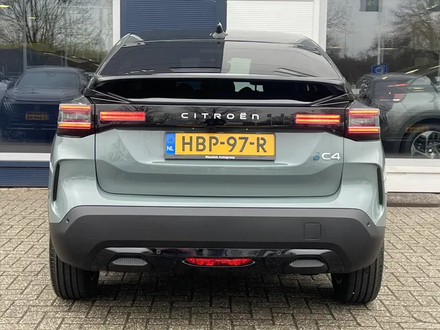 
Citroën ë-C4 EV 54kWh 156pk Max | Navigatie | Camera | Parkeersensoren | Stoelverwarming | vol									