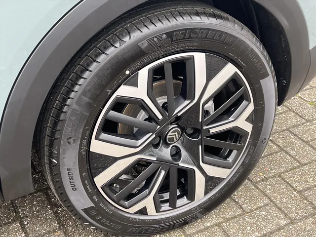 
Citroën ë-C4 EV 54kWh 156pk Max | Navigatie | Camera | Parkeersensoren | Stoelverwarming | vol									
